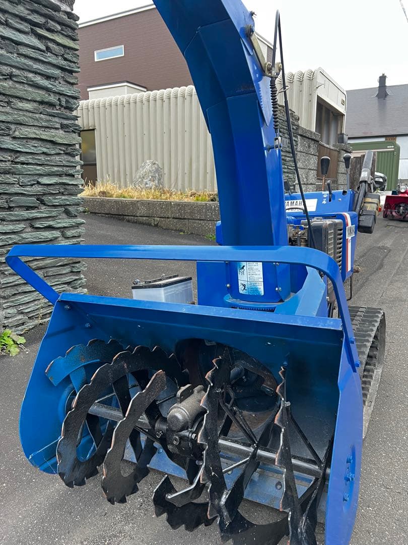 即使用可能！ヤマハ 除雪機 YT875E 電動シューター　8馬力