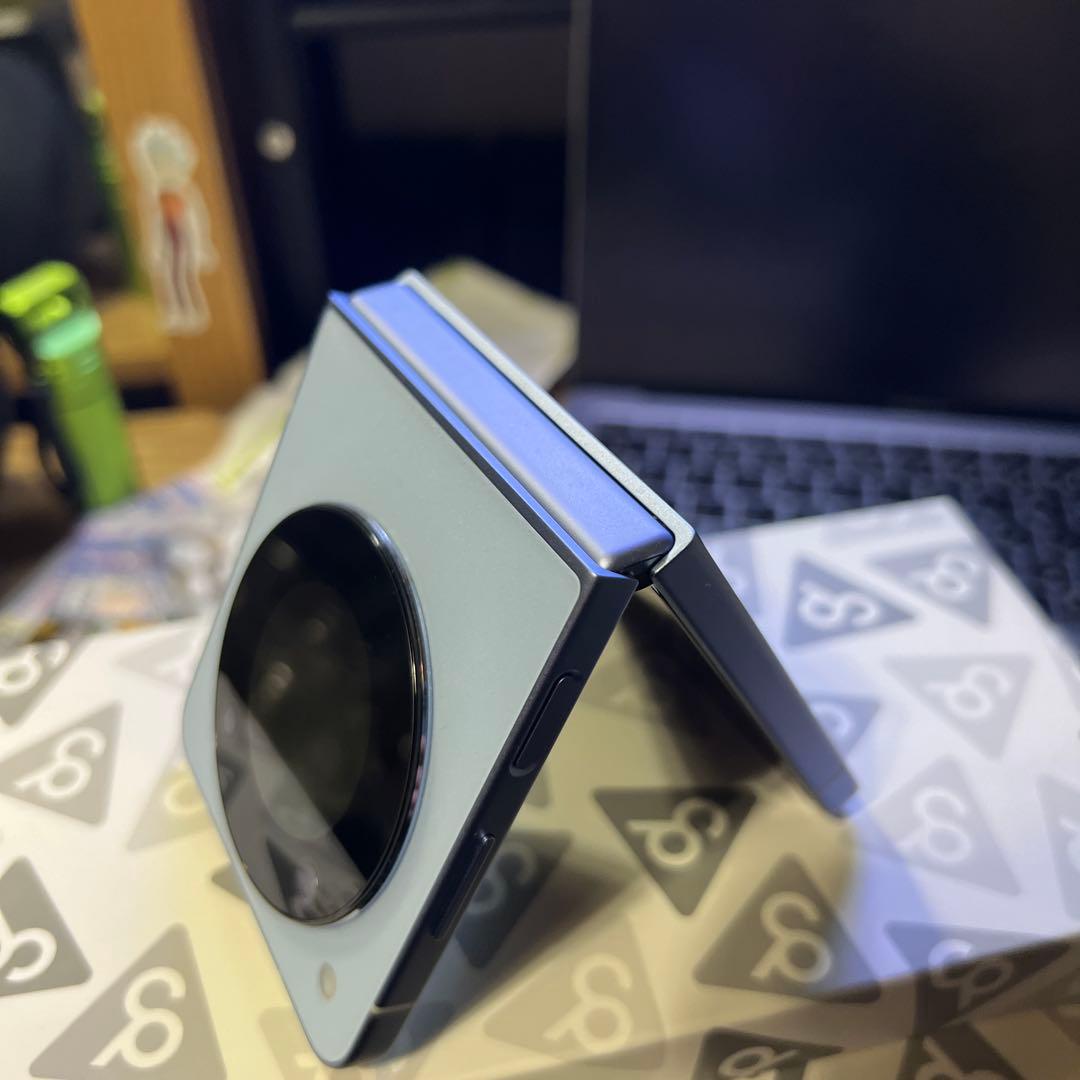 【ほぼ新品】Libero Flip ブルー ケース六個付き