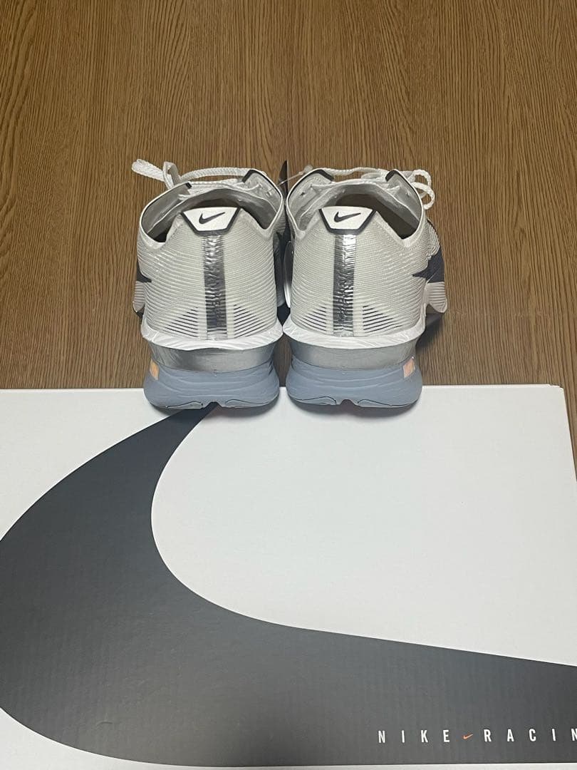 【新品未使用】NIKE ヴェイパーフライ4 【26.5cm】