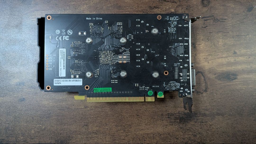 玄人志向 NVIDIA GeForce GTX1650 GDDR6版/4GB