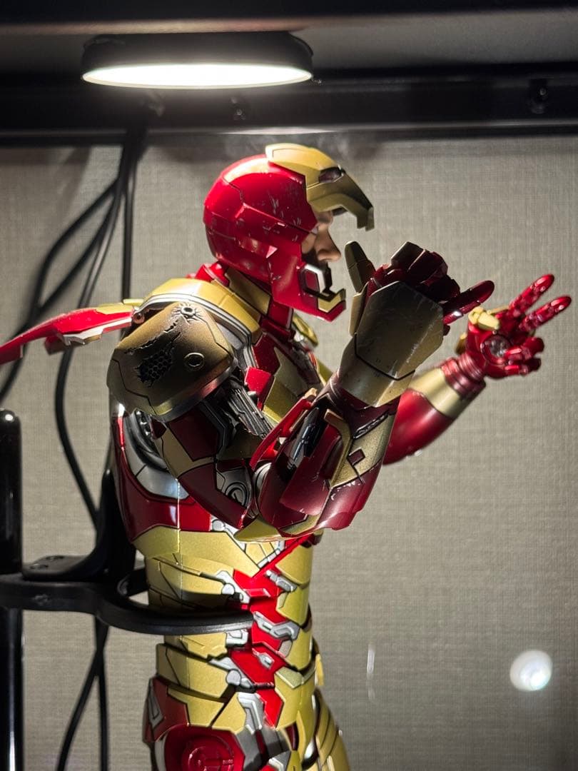 アメコミ HOTTOYS IRONMAN MARK42 MMS197D02