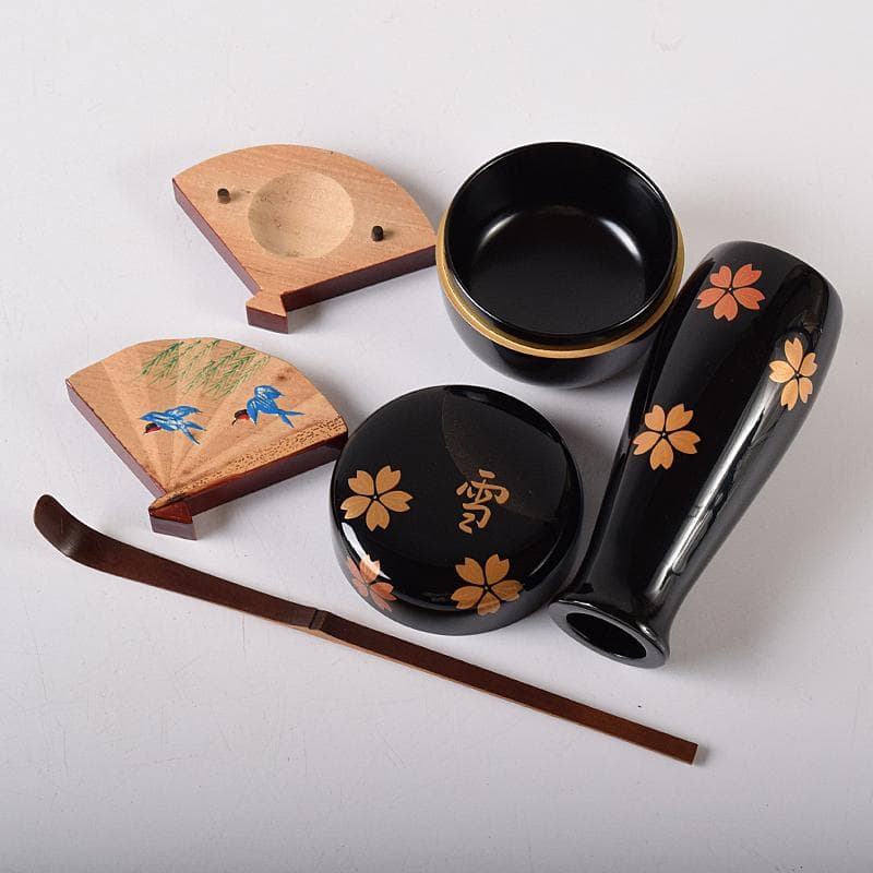 りんしゃん　輪島塗　岡山玉鳳雪月花蒔絵茶箱茶碗棗一式　共箱　U　R8427