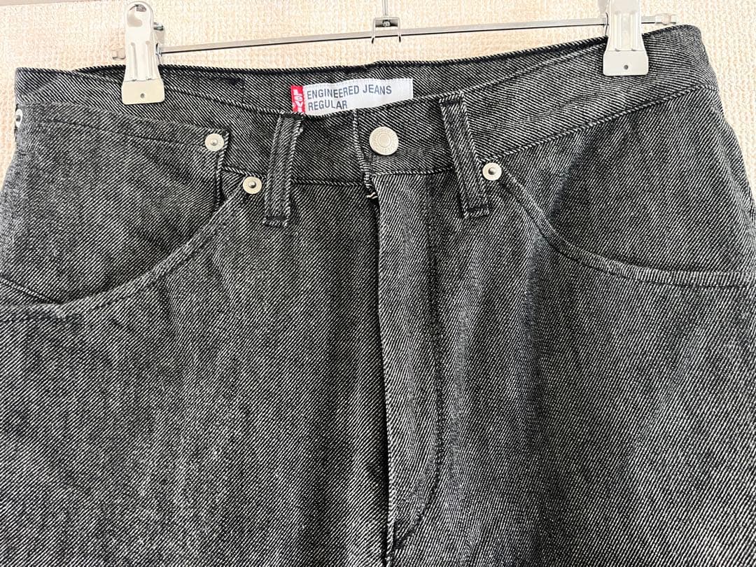 W31リーバイス エンジニアード　先染ブラック　日本製　アーカイブ　立体裁断