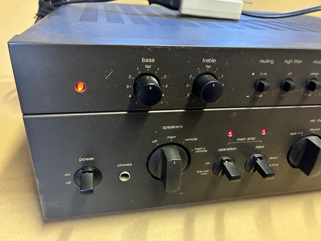 TechnicsプリメインアンプSU-8080 ジャンク