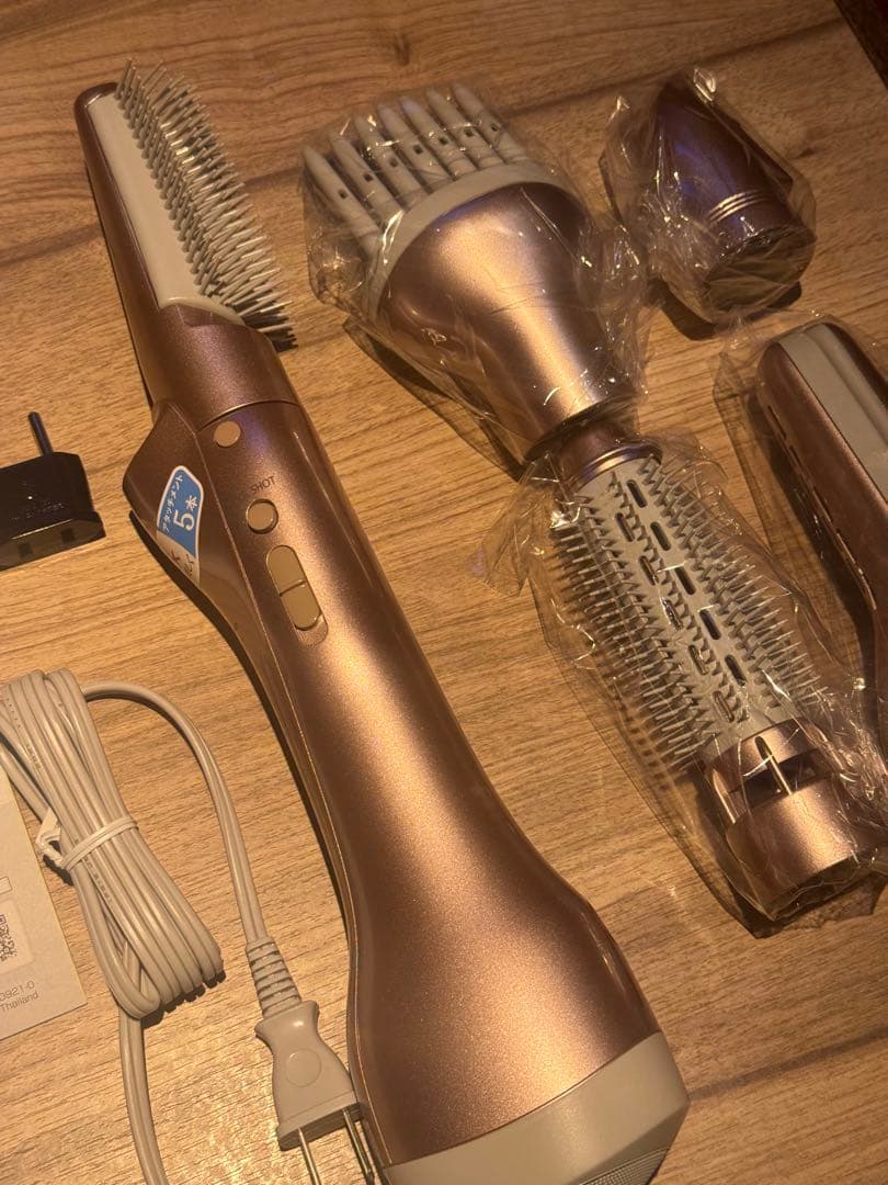 未使用　EH-KN9F パナソニック　くるくるカールドライヤー　ナノケア