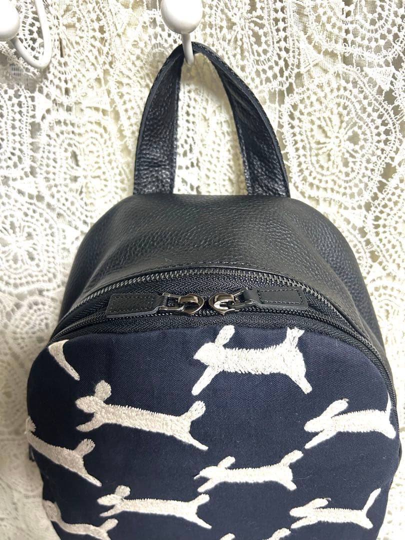 再販ミナペルホネンハーフハンドメイド 本革リュックrun run run