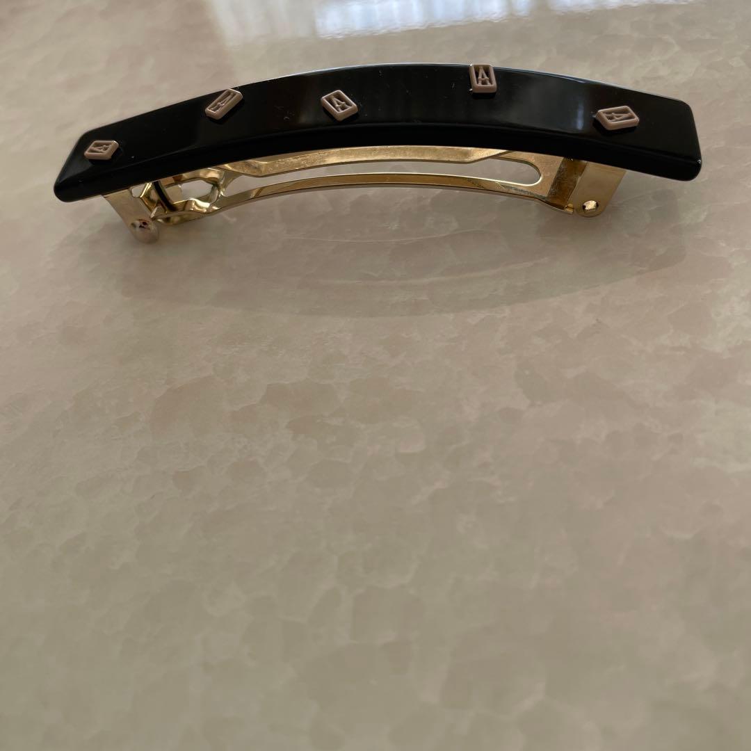 ALEXANDRE ブラック バレッタ