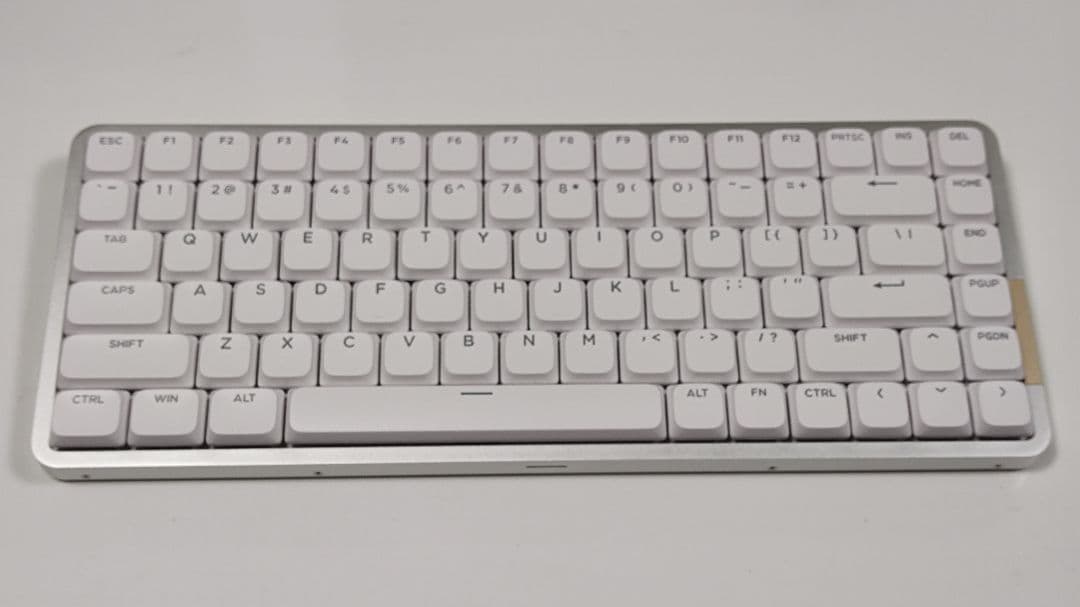 【美品！】静音仕様★LOFREE Flow 84（ホワイト）【Hades代替機】