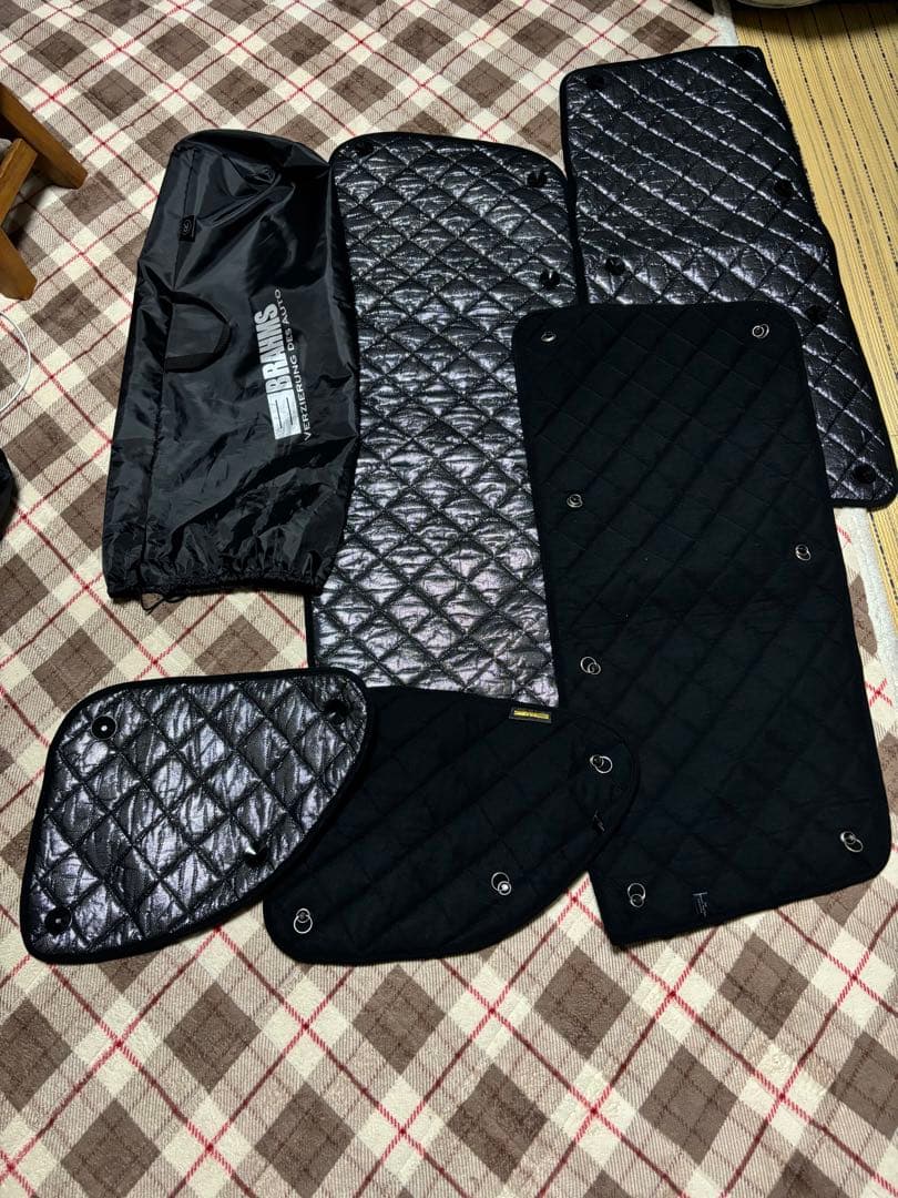 BRAHMS ブラインドシェード サンシェード　カローラ　フィールダーなど