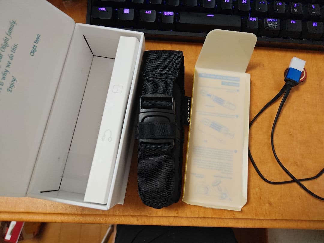 OLight Warrior3 s ハンドライト