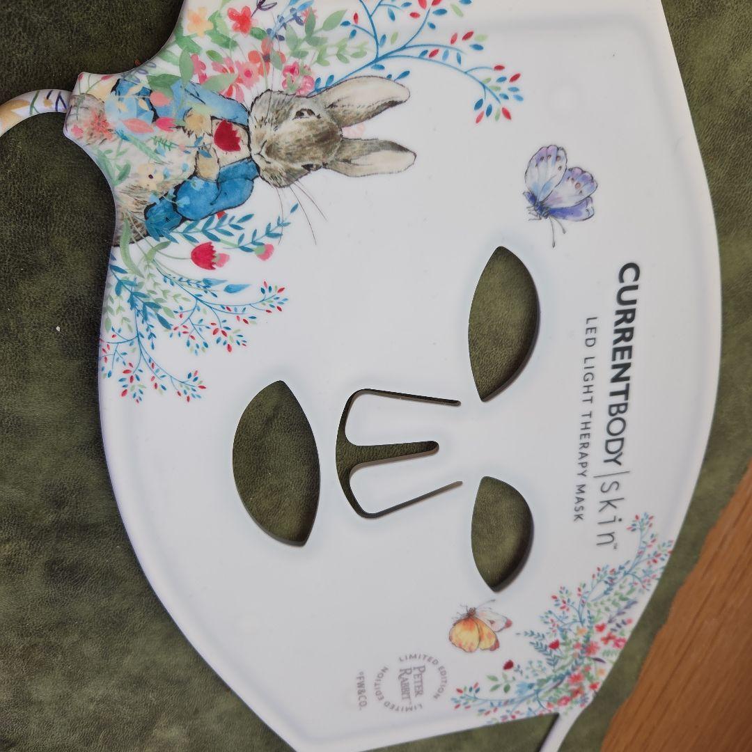 ボディ・フェイスケア SakikoCURRENTBODY LED Light Therapy M