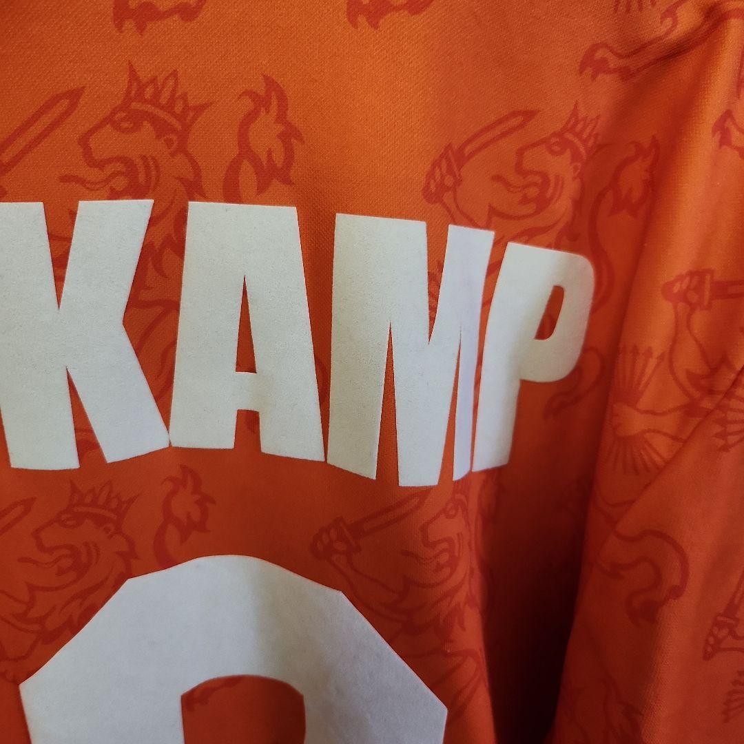 ベルカンプユニフォーム　lotto社製