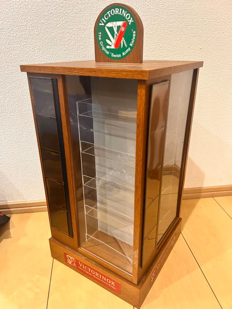 レア　非売品　Victorinox 木製ディスプレイケース　　ビクトリノックス