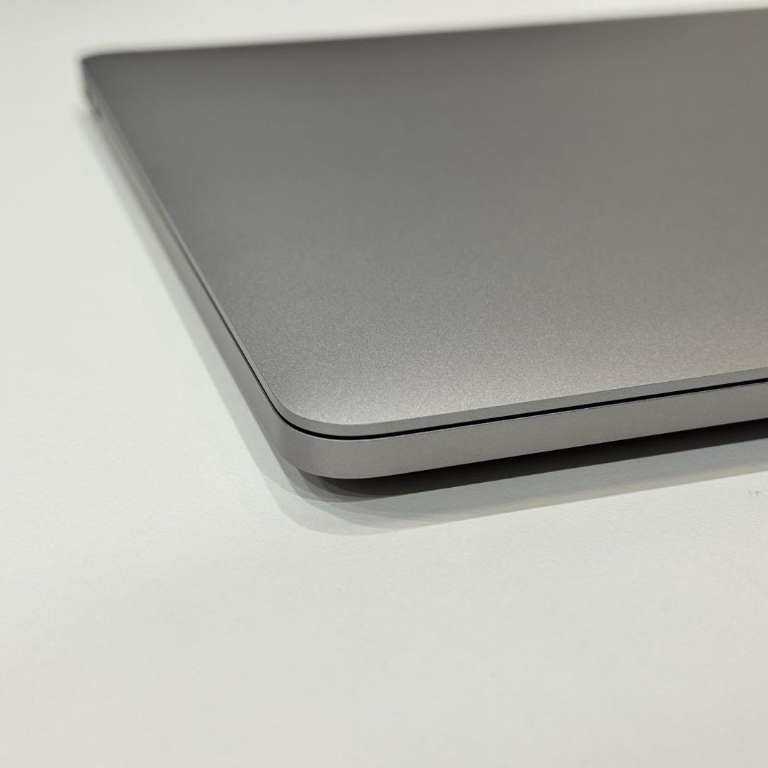 Macbook Pro 2016 13インチ 256GB