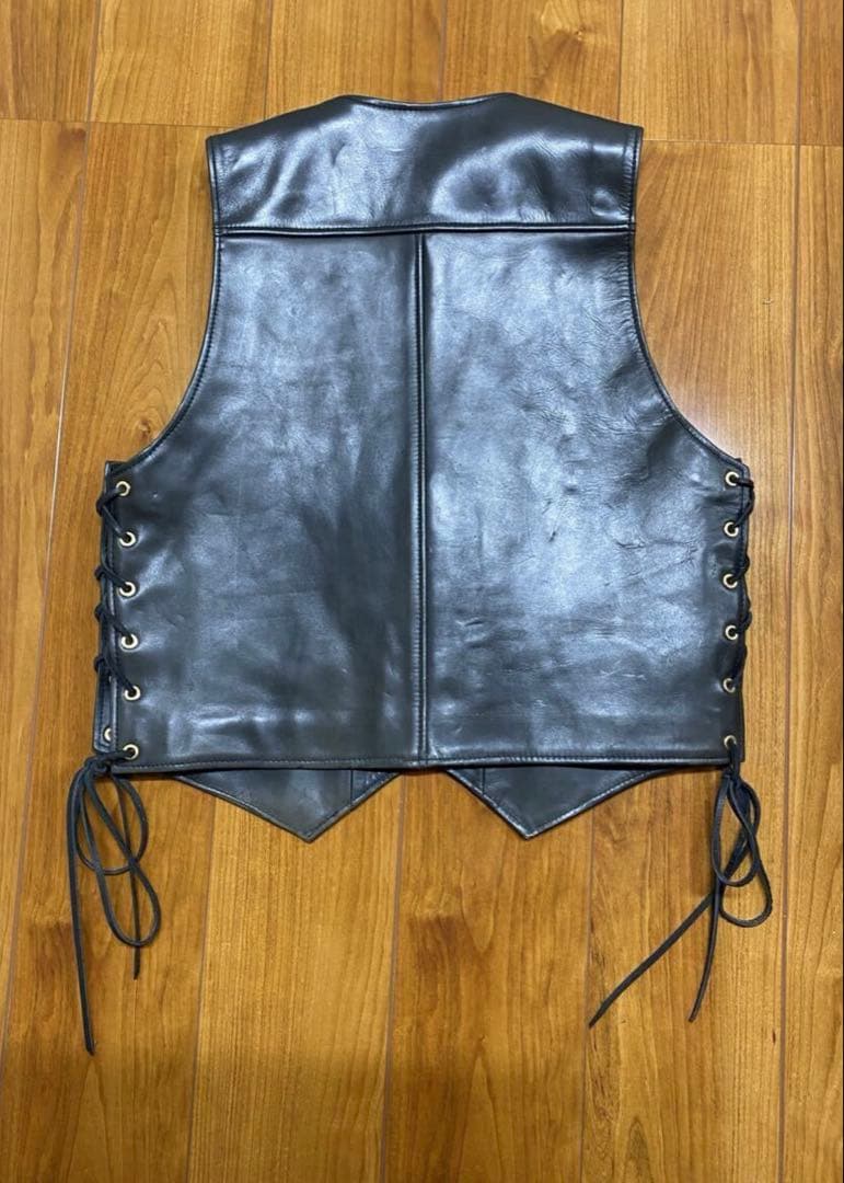 KADOYA ブラックレザーベスト