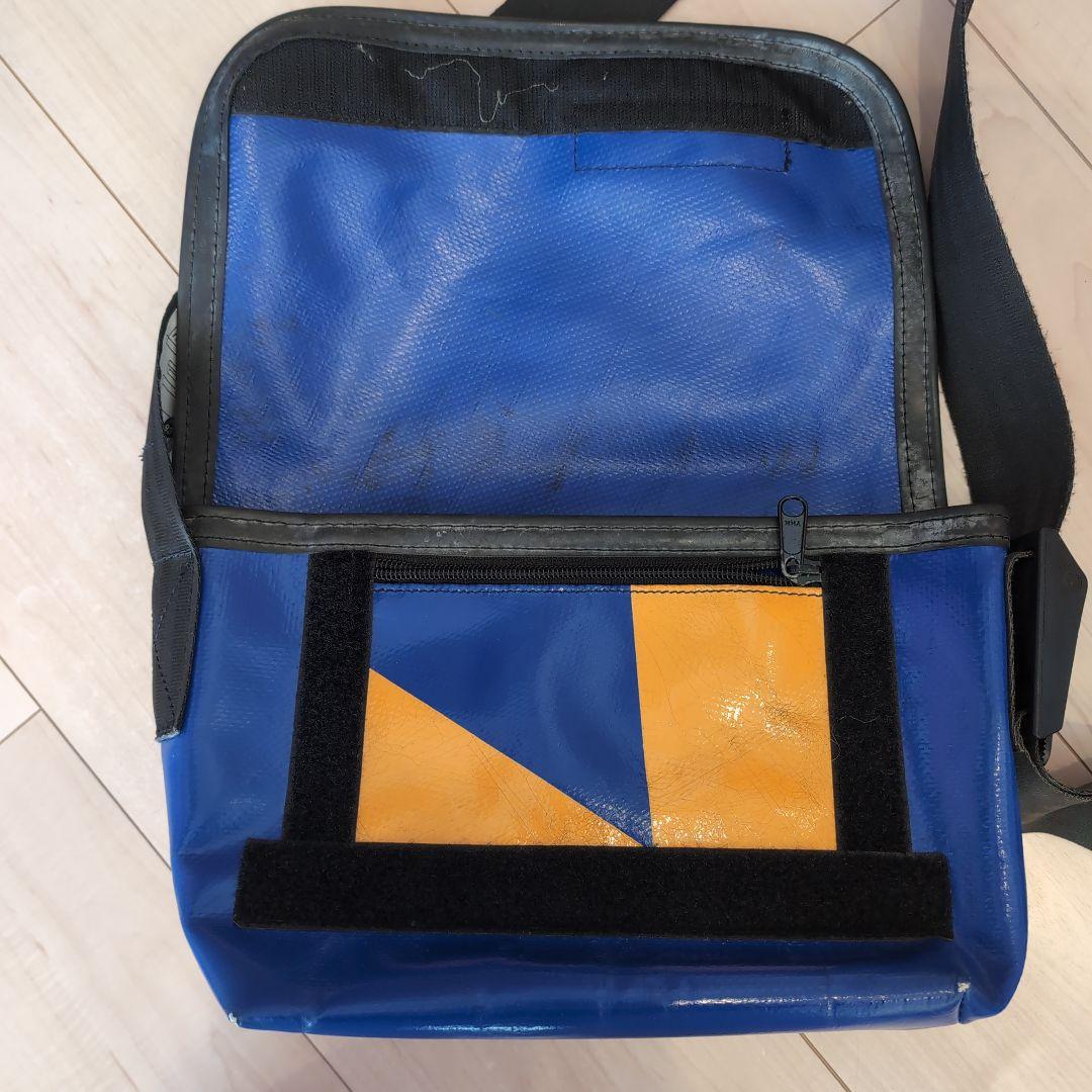 FREITAG メッセンジャーバッグ 青・黄色