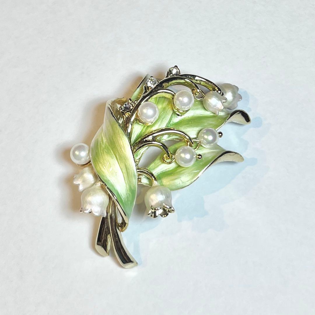 ヴァンドームブティック　 ブローチ　スズラン　すずらん　帯留め　代用