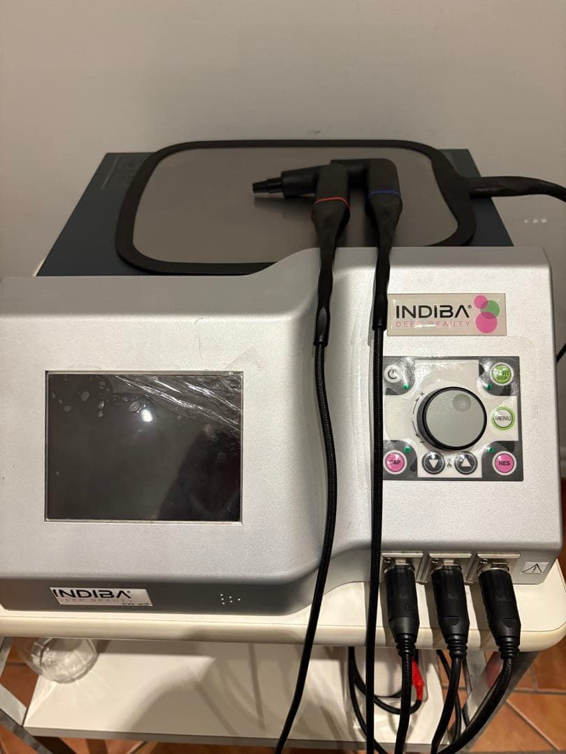 インディバ　ER42 INDIBA BEAUTY 美容機器 本体　中古美品