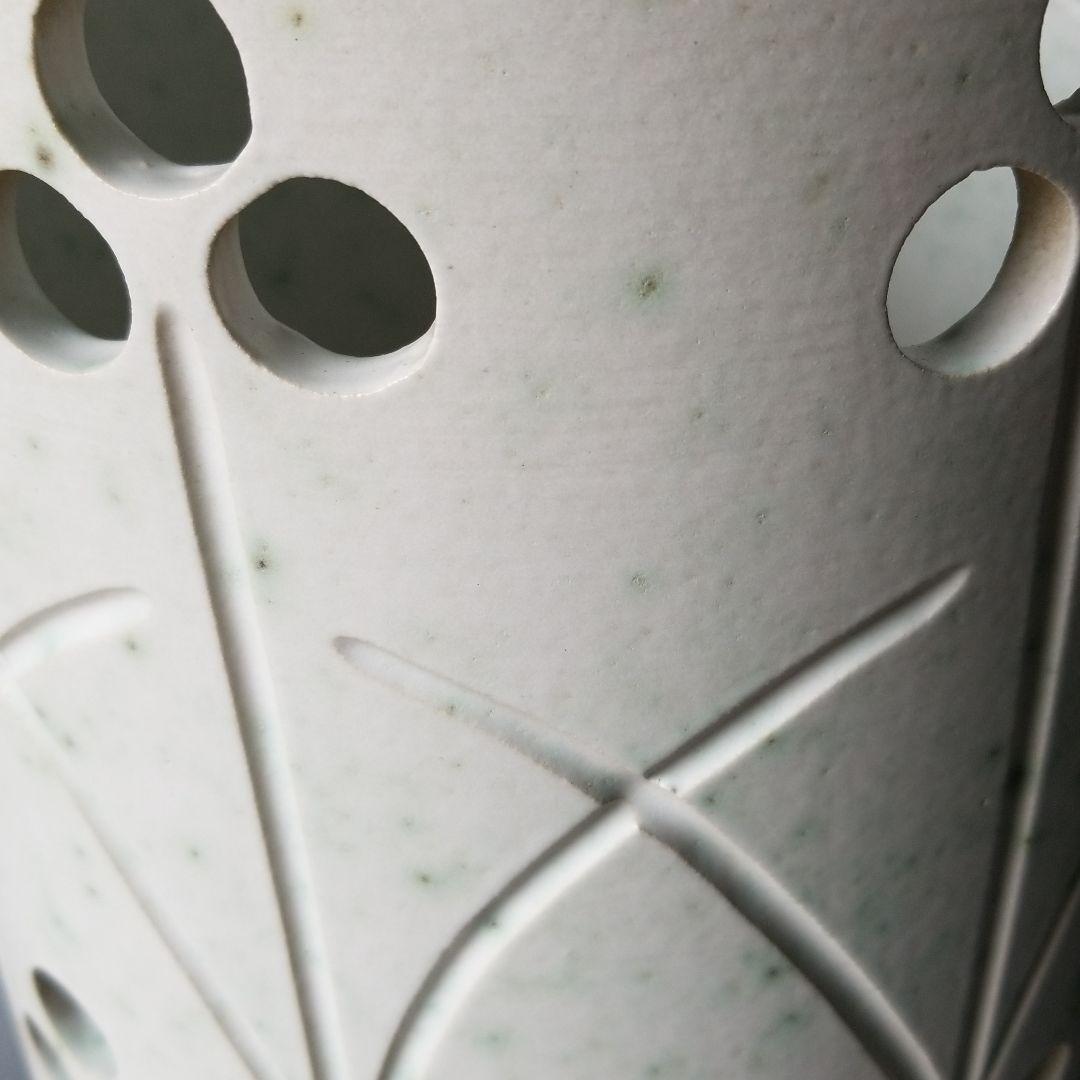 信楽焼傘立て  黒みかげ木彫長 高さ４７cm