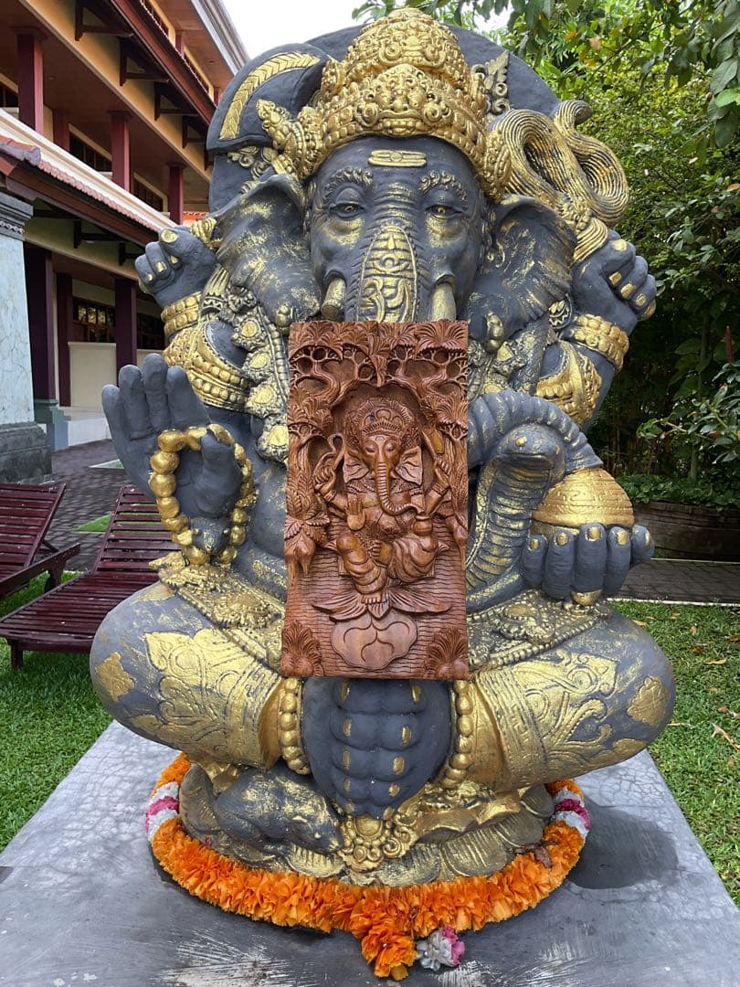 【新入荷］ガネーシャ像(夢をかなえる神様)Hiクオリティ木彫り38.5cm