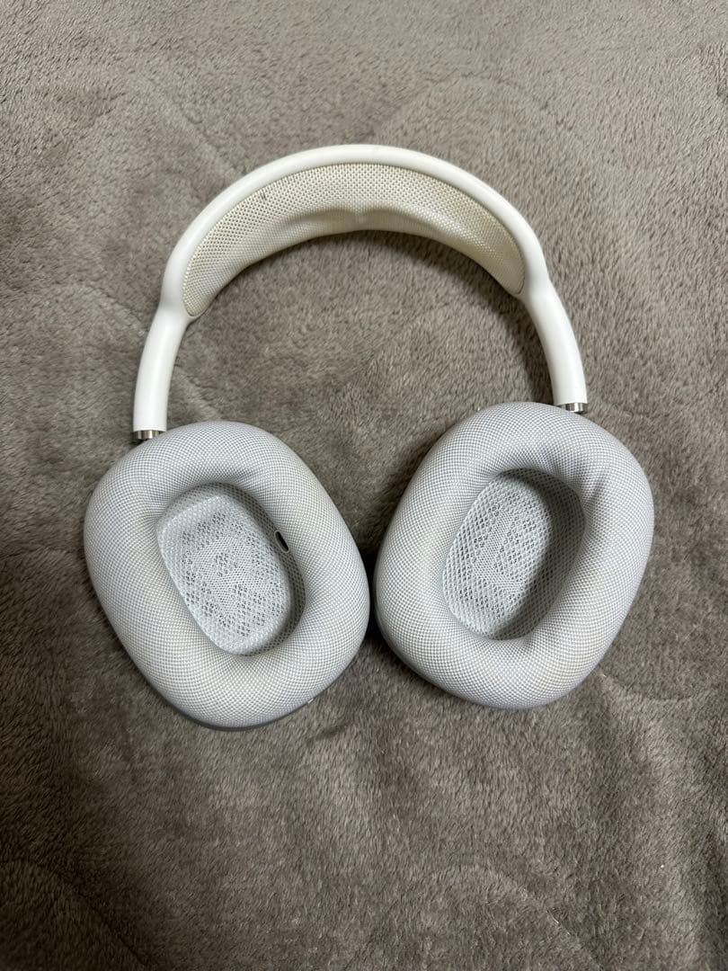 AirPodsMAX シルバー