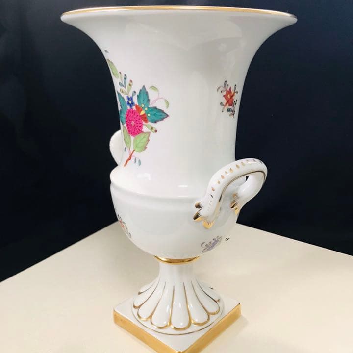 ヘレンド      アポニー多彩色　花瓶