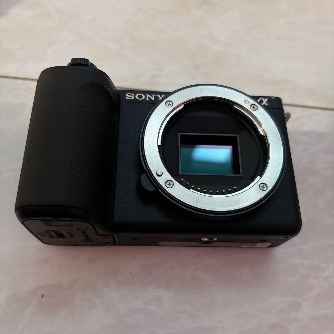 【極美品】ZV- E10 lI 本体　　（97）