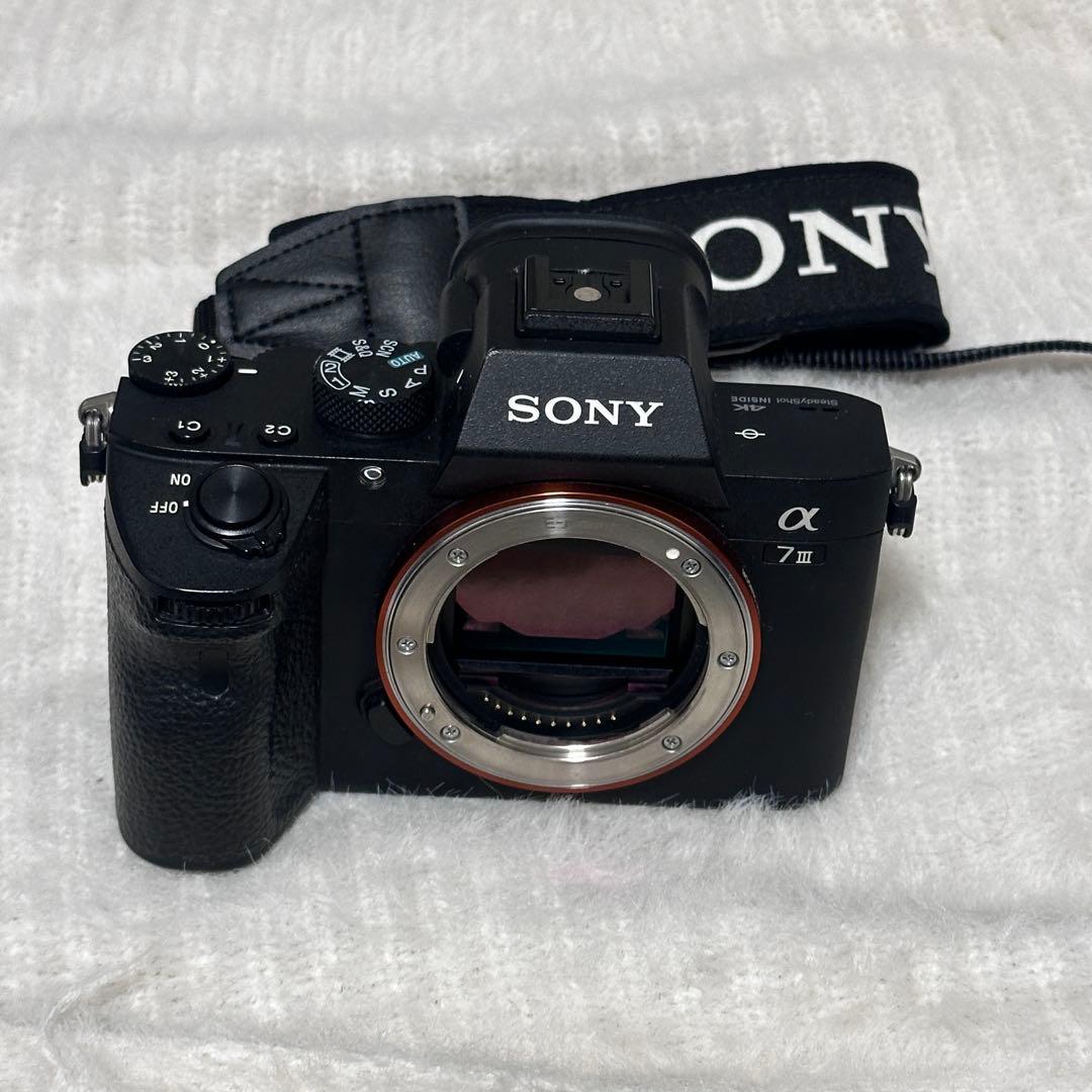 【最終値下 】SONYα7 IIIミラーレスカメラレンズ付きFE55F1.8ZA