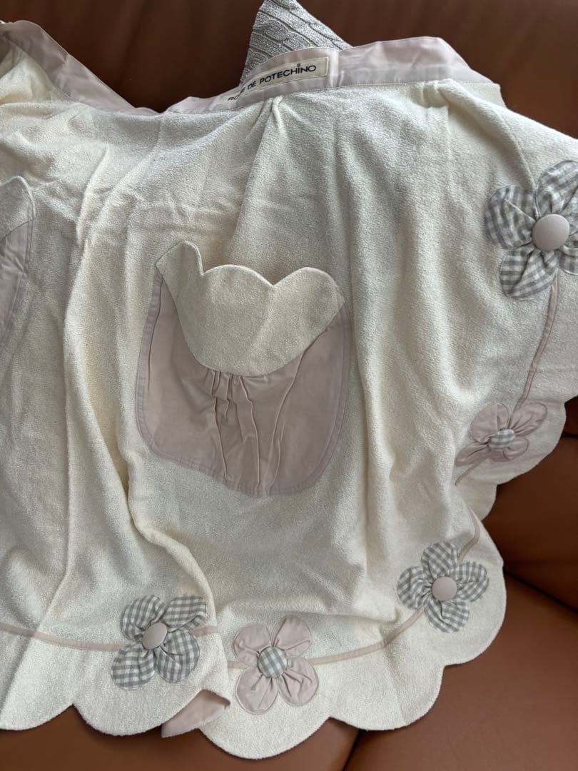 ポテチーノ　エプロン