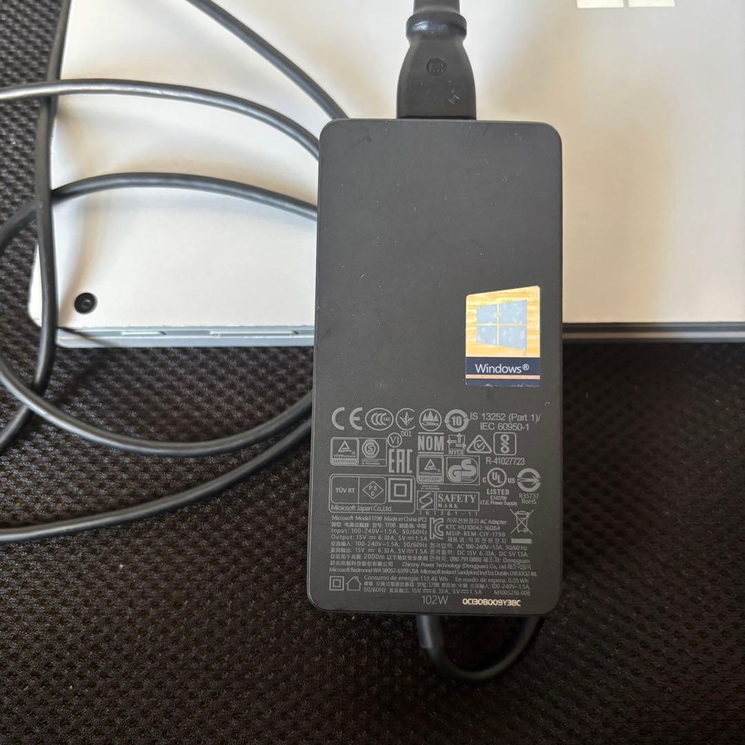 Surface Book 2 15インチ GTX1060 i7 512G 16G