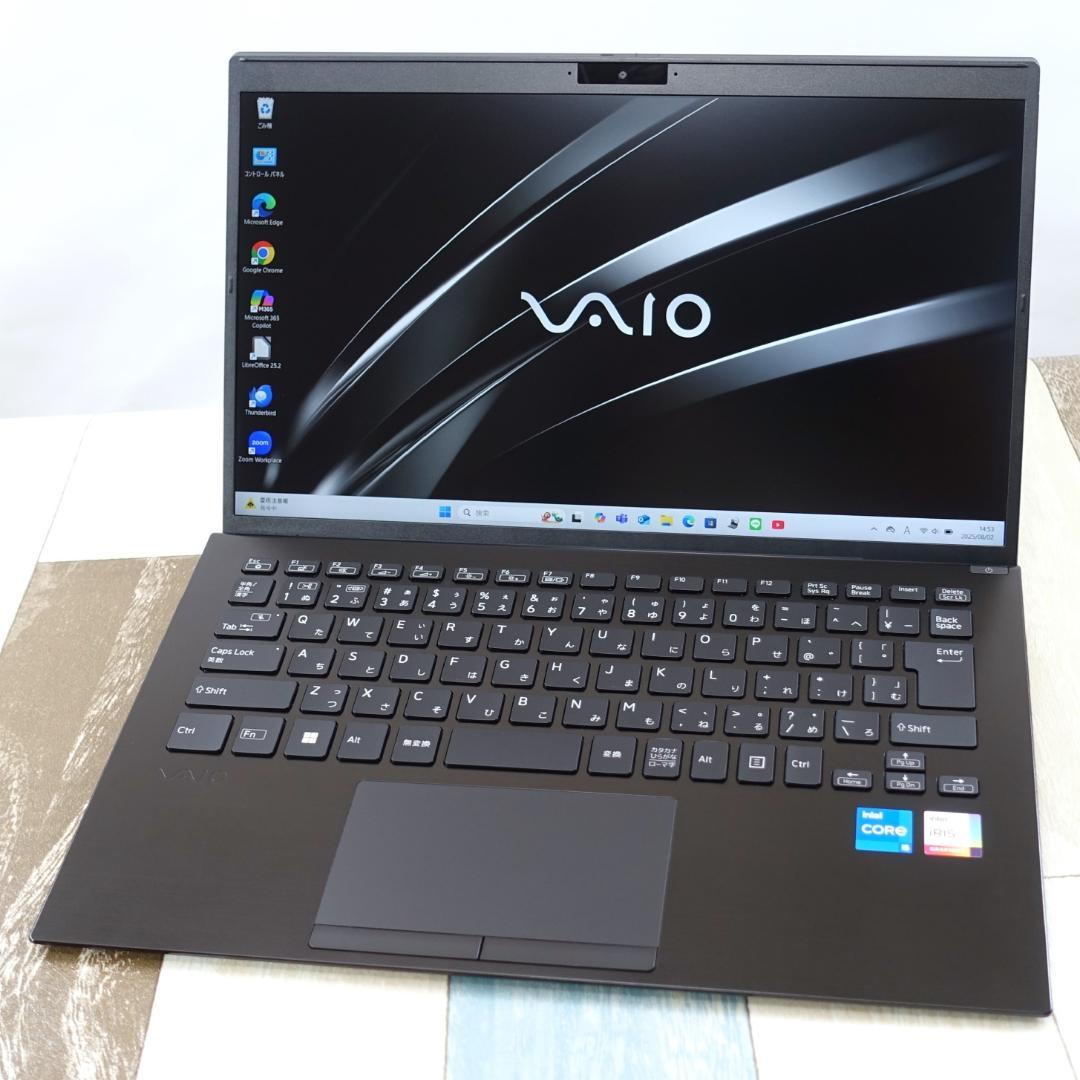 使用時間僅少で極美品の薄型軽量ＰＣ✨１１世代ｉ５に超高速新品ＳＳＤ１ＴＢ✨ＬＴＥ