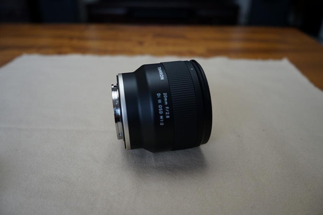 タムロン広角 20mm F2.8 Di Ⅲ OSD M1:2 保護フィルター付き