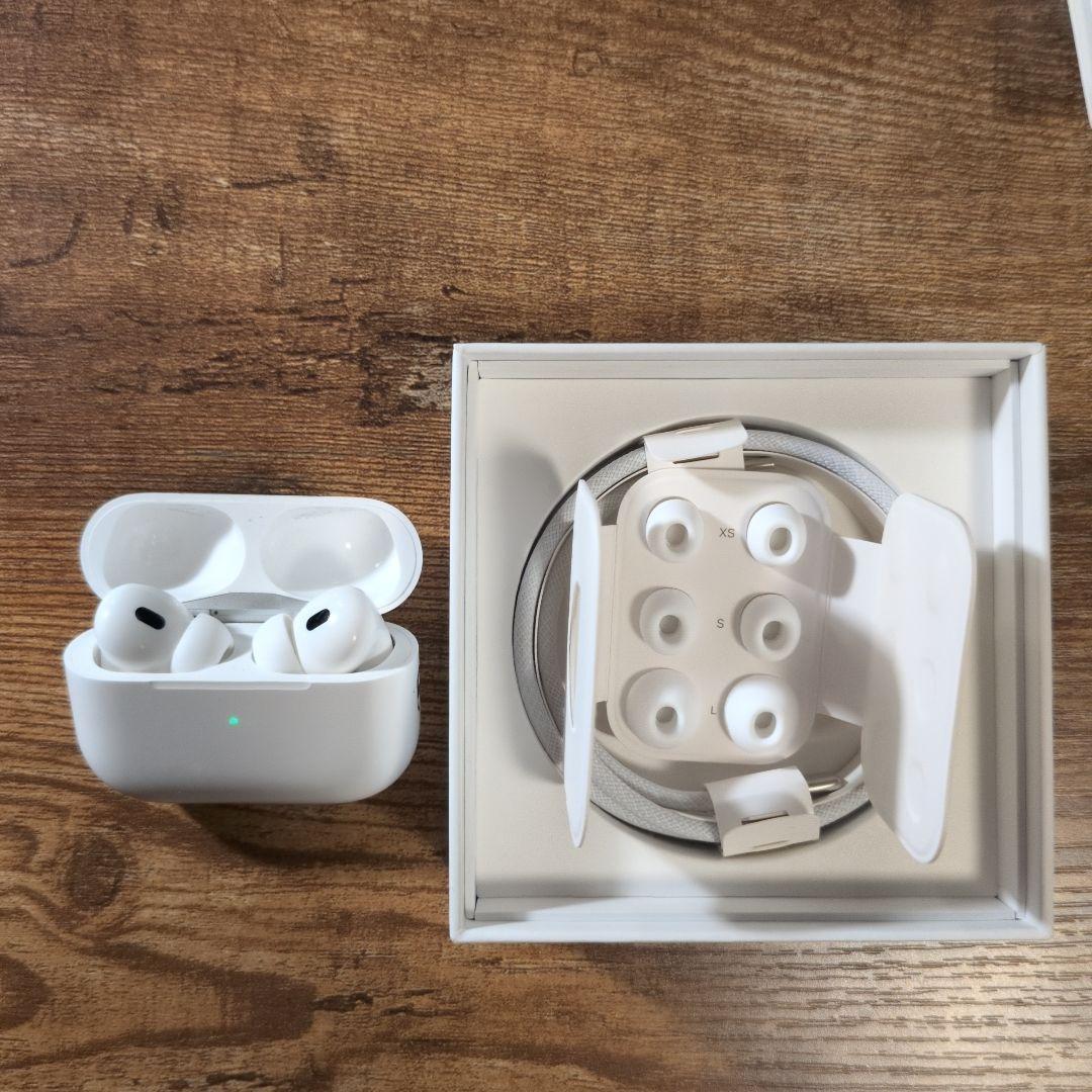A*e様 AirPods Pro(第2世代) 本体+Magsafe充電ケース(U