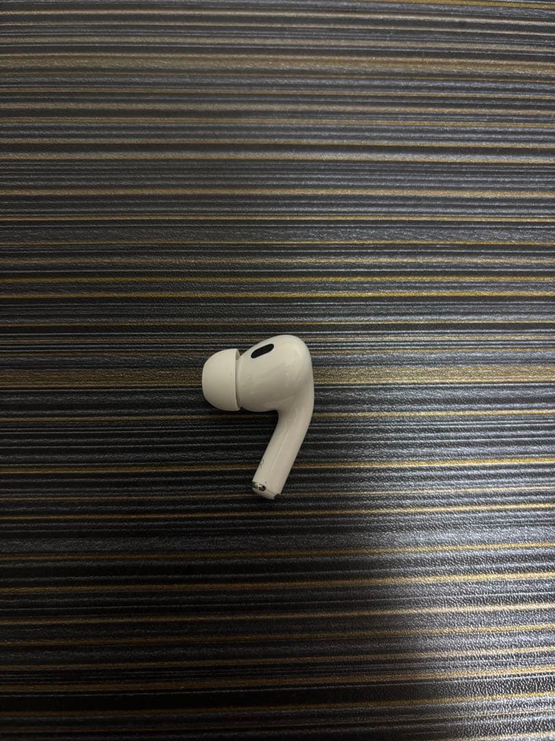 AirPods Pro 第2世代 右耳のみ ケース付き 【正規品】
