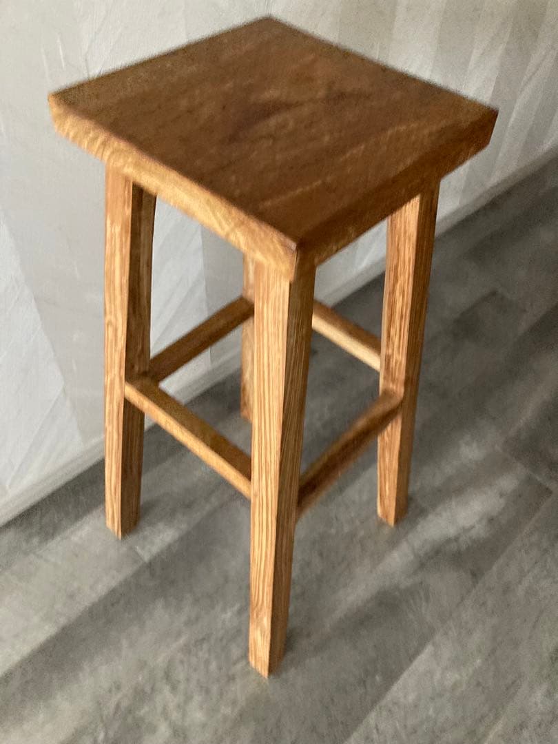 【Lemon Tea】お洒落な木製ハイスツール　オールドチーク