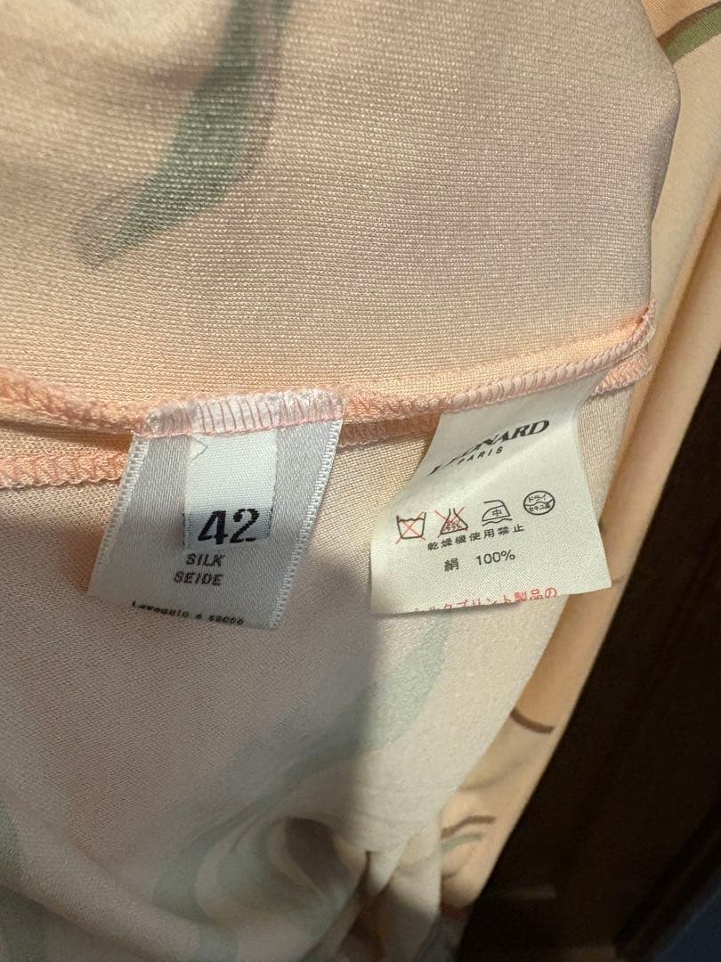レオナール　LEONARD サイズ42 シルク