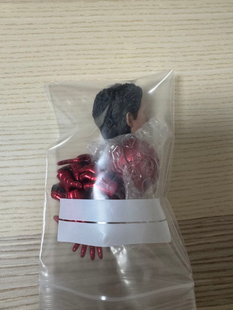 ホットトイズ　アイアンスパイダー　スパイダーマン　hottoys