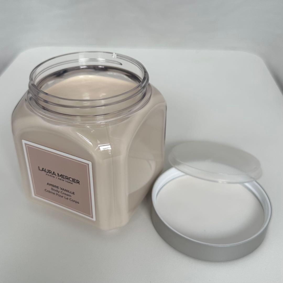 ローラメルシエ ホイップドボディクリーム アンバーバニラ　340g