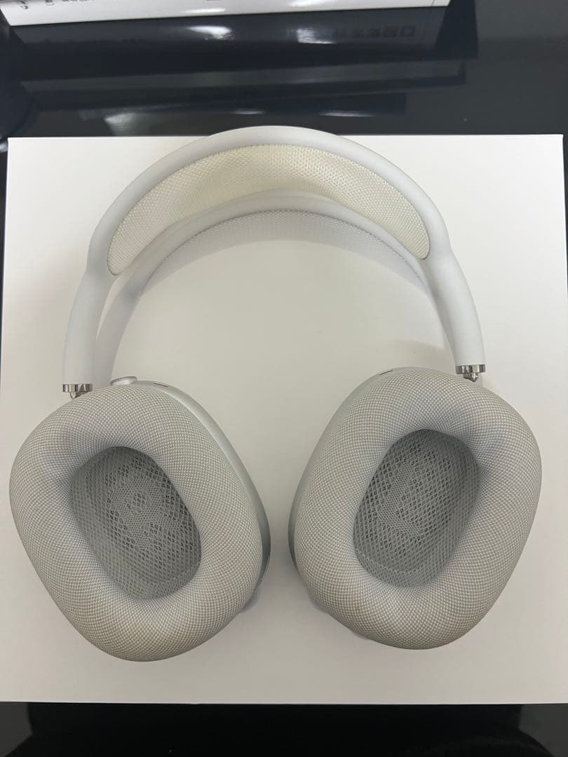 AirPods Pro Max（第1世代・シルバー）