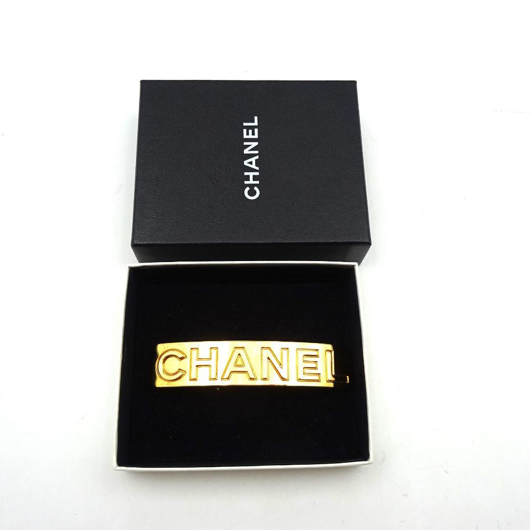 01200-1【美品】シャネル/バレッタ/ロゴ/ゴールド/98P/箱付き