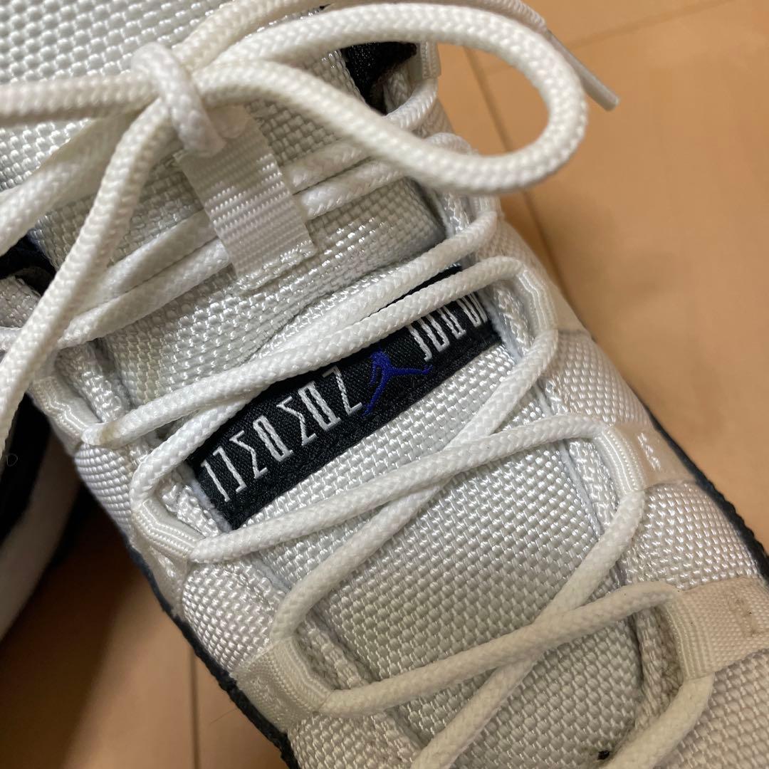 エアジョーダン11 コンコルド　22cm