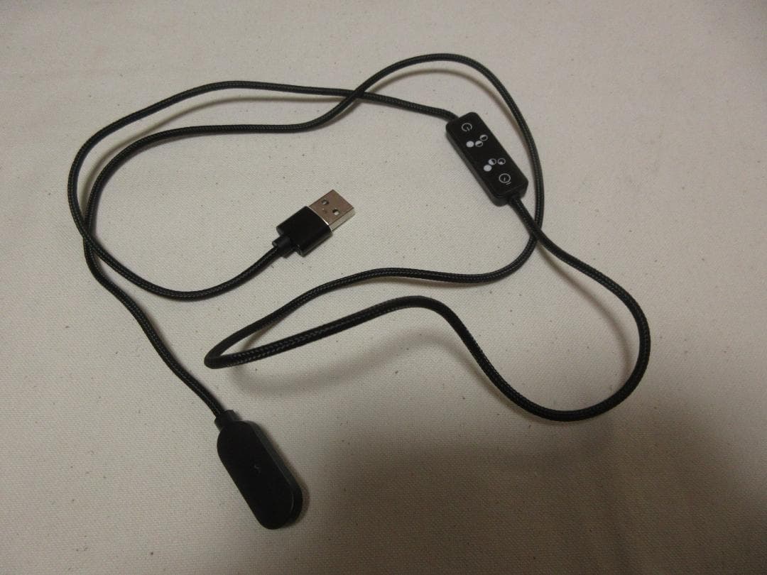 む*ん様 Cirius 近赤外線 ポータブルLED温熱ベルト 中古動作品