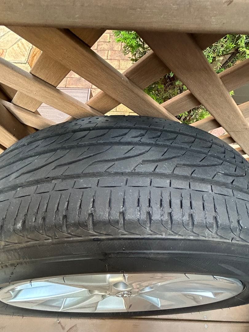 20アルファード純正ホイール