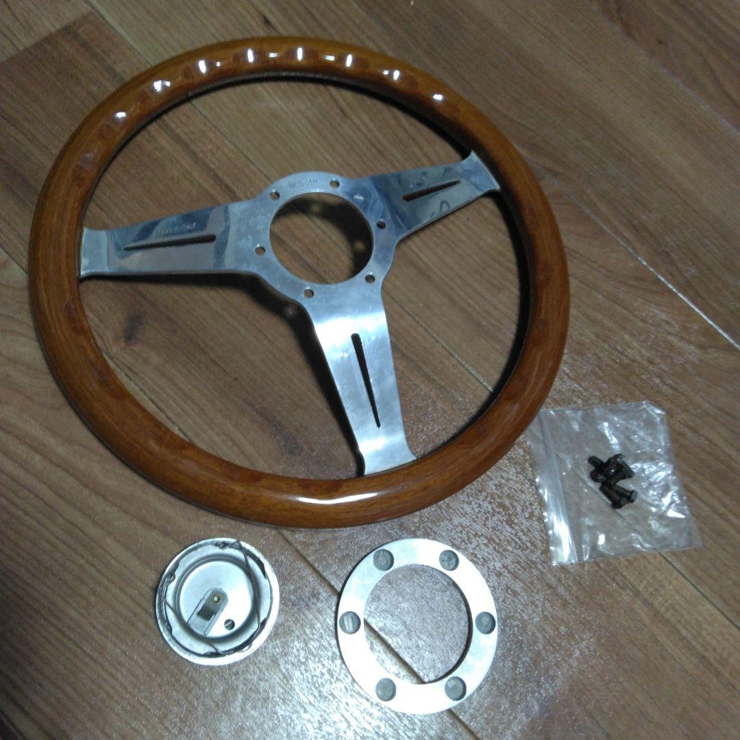 ナルディクラシックウッドステアリングホイール 32cm