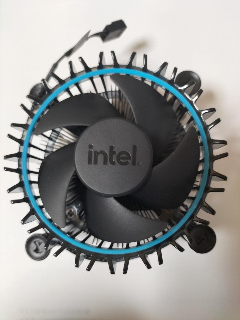 Intel Core i3-12100F CPU 12世代