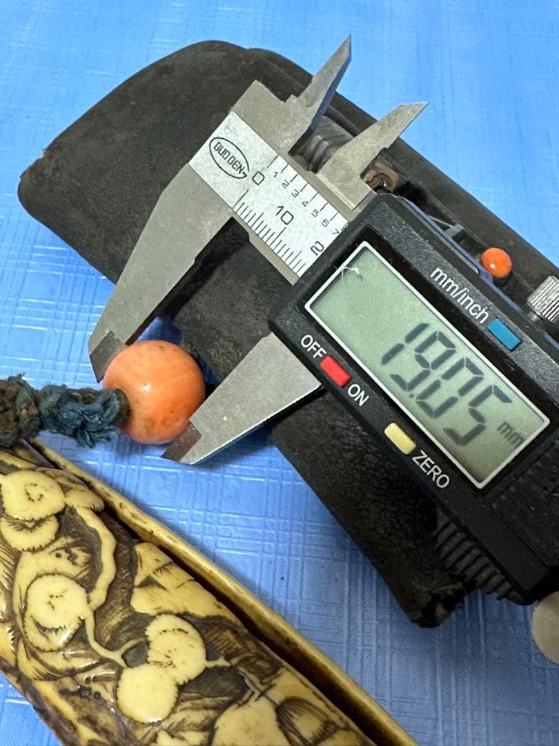 提物 烟管入れ 金口 珊瑚