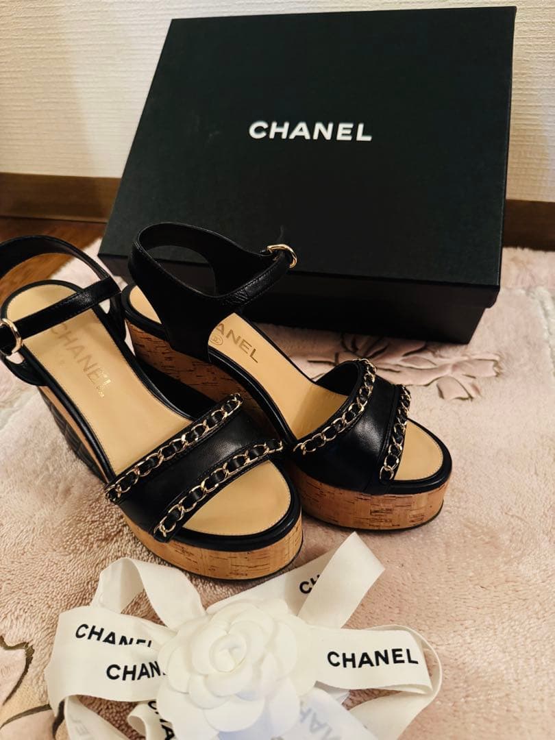CHANEL ブラックストラップサンダル