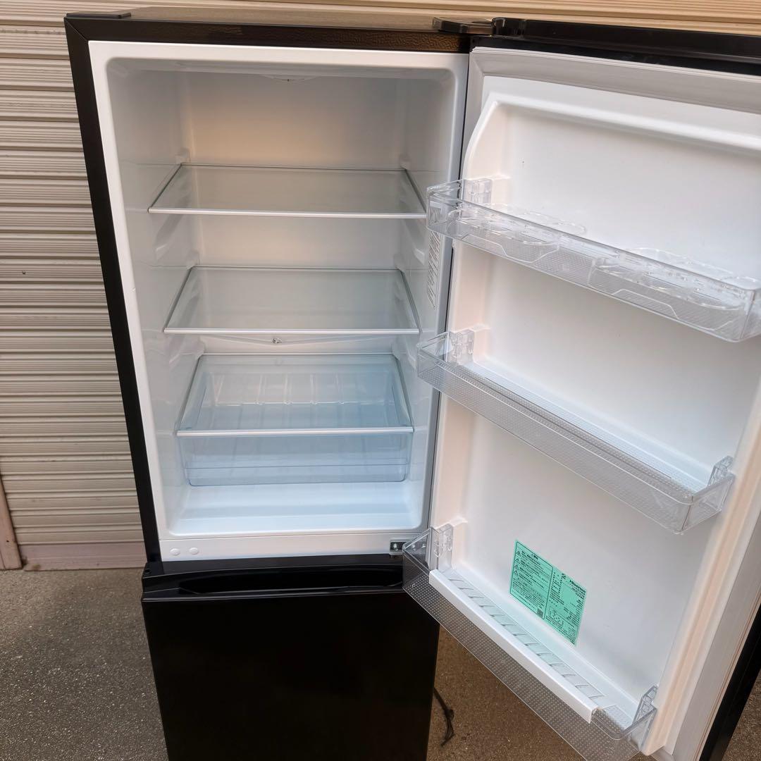 ●Hisense ハイセンス 冷蔵庫 HR-D1701B 175L 2024年製