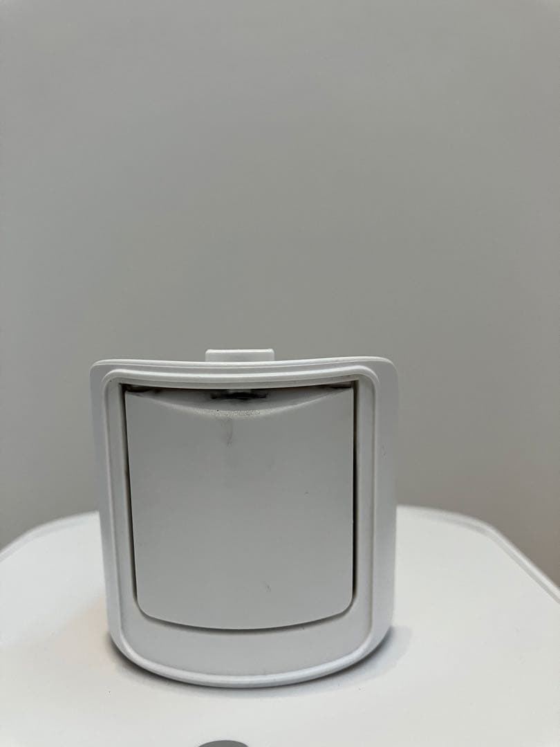 Panasonic セパレート型コードレス掃除機　MC-NS10K