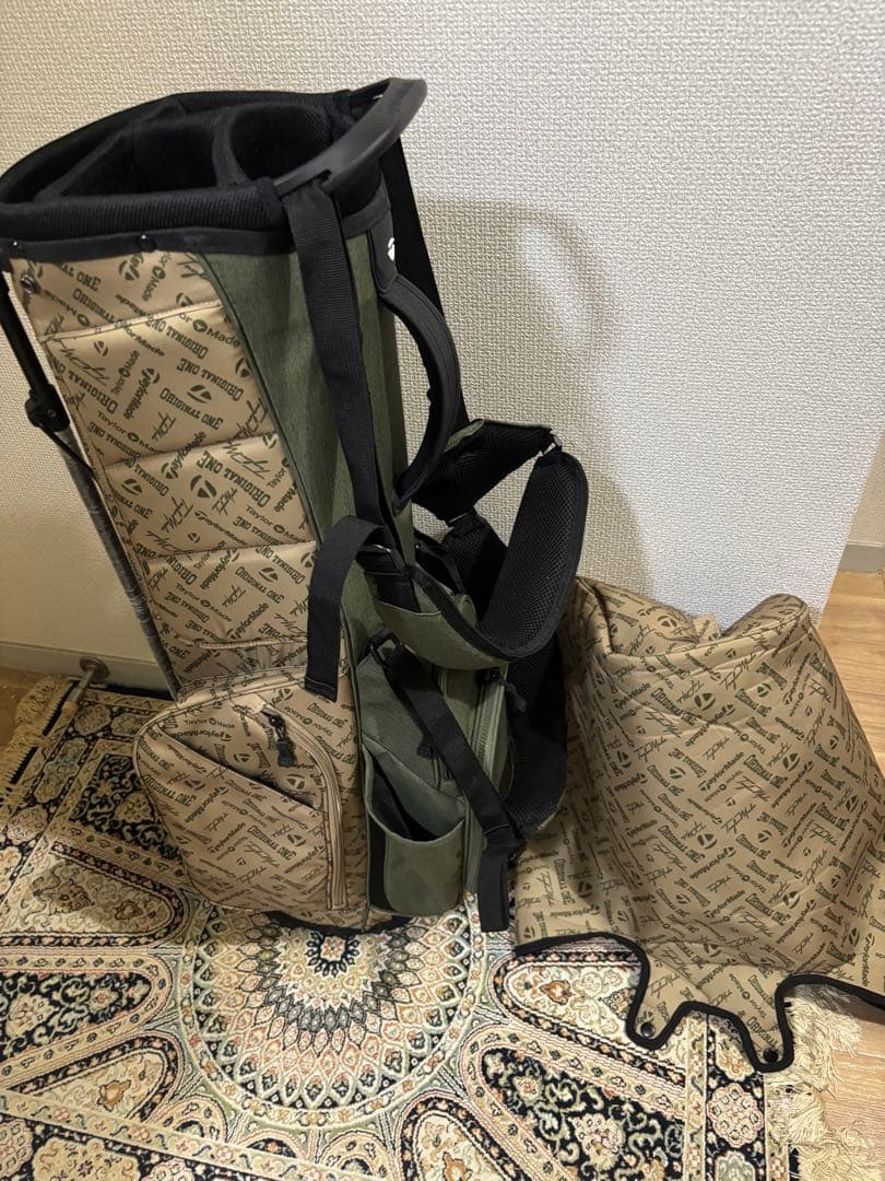 テーラーメイド　FLEXTECH ゴルフバッグ・キャディバッグ